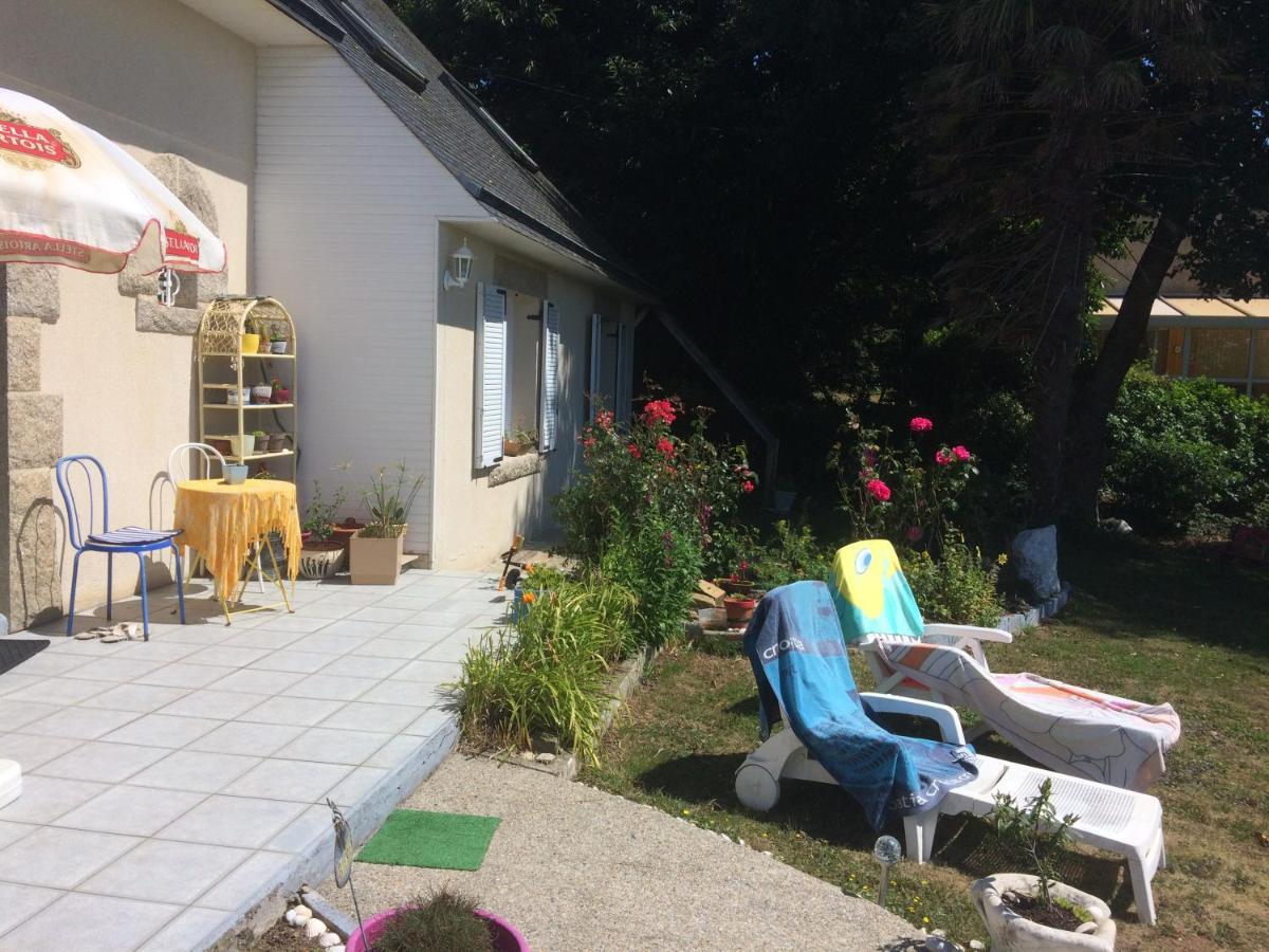 Bed and Breakfast Aux 2 Oies Plouider Exterior foto